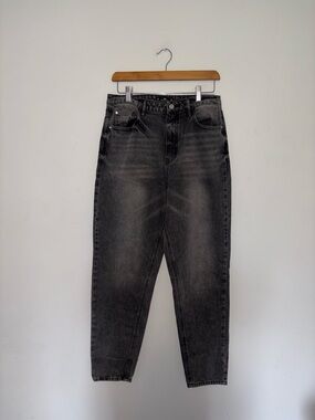 Riot ~ Black Mom Jeans